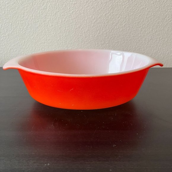 Fire King Anchor Hocking Orange Baking Dish #433 // Orange Ombre // 11" x 7.5" - Picture 3 of 6